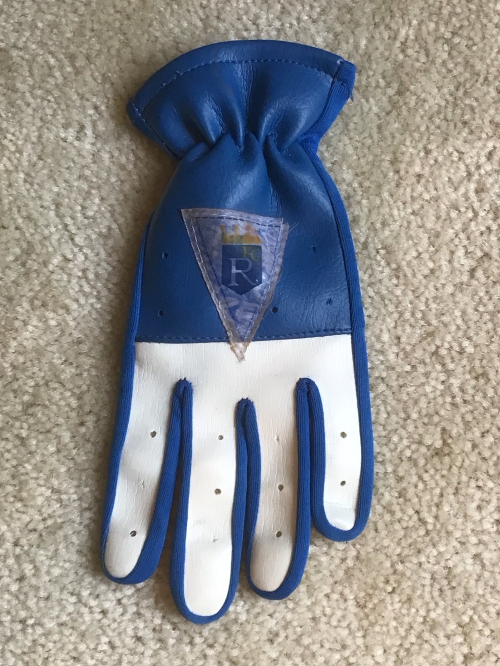 Vintage Kansas City Royals Batting Glove, Youth/Left hand, Blue/White, 8”